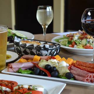 15 Restaurants Near Penn State University Opentable The View Restaurant Bar