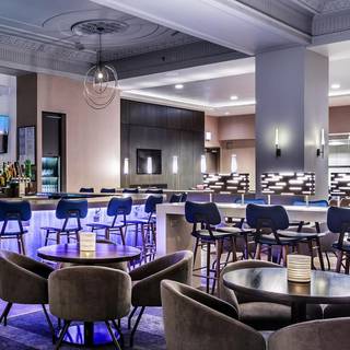10 Restaurants Near Goodman Theatre Opentable Intermission Cambria Hotel Chicago Loop