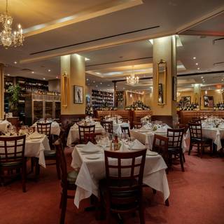 10 Restaurants Near Courtyard By Marriott New York Manhattan Central 59 Restaurants Available Nearby