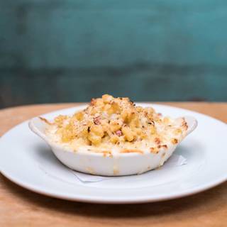 29 Restaurants Near Ninth Street Opentable Blu Seafood And Bar