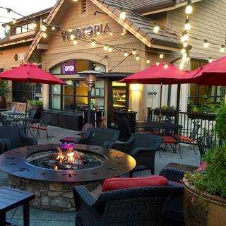 10 Restaurants Near Forest Park Opentable 210 Restaurants Available Nearby Vinotopia At Forest Park