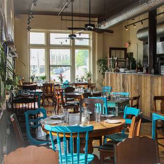 10 Restaurants Near Ohio Historical Center Columbus Opentable Quick View