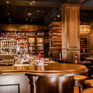 29 Restaurants Near Scottsdale Fashion Square Ping Center Thirsty Lion Gastropub Grill Scottsdale