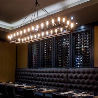 36 Restaurants Near Niagara Square Ping Centre Opentable 36 Restaurants Available Nearby