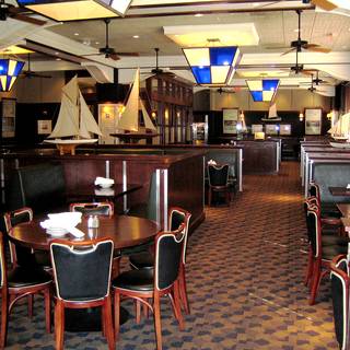 58 Restaurants Near Westfield Garden State Plaza Opentable 58 Restaurants Available Nearby