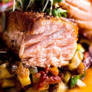 10 Restaurants Near Cincinnati Zoo And Botanical Garden Opentable Quick View