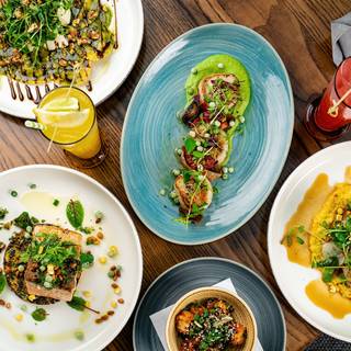 38 Restaurants Near Grand Hyatt Washington Opentable Cure Bar Bistro