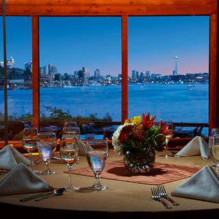 10 Restaurants Near University Of Washington Opentable Ivar S Salmon House