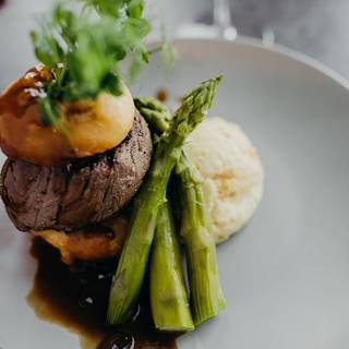 25 Restaurants Near Warren Dunes State Park Opentable Bistro On The Boulevard Saint Joseph