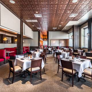 10 Restaurants Near Holiday Inn Memphis University Of 30 Restaurants Available Nearby