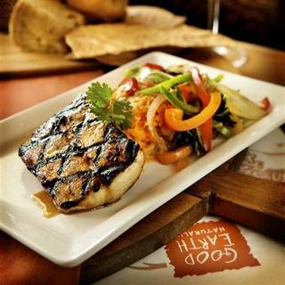 10 Restaurants Near Rosedale Ping Center Opentable Good Earth Roseville
