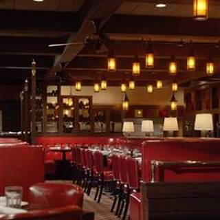 10 Restaurants Near Springfield Ma Station Opentable