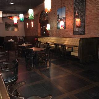 20 Restaurants Near Music Hall Center Opentable Harbor House