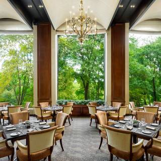 46 Restaurants Near Park Lane Hotel On Central Opentable 46 Restaurants Available Nearby