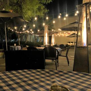 10 Restaurants Near Dublin Pleasanton Bart Station Opentable Faz Pleasanton