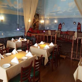 10 Restaurants Near University Of San Francisco Opentable Jannah Yaya Cuisine