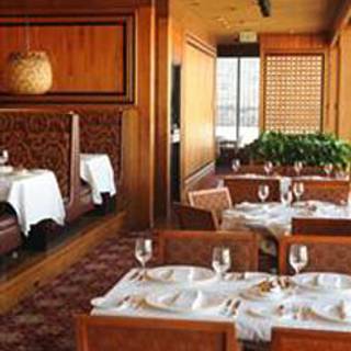 Crow S Nest Hotel Captain Cook Reservations In Anchorage Ak