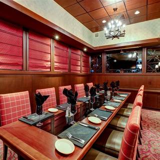 25 Restaurants Near Ward Warehouse Ping Center Opentable Ruth S Chris Steak House Downtown Honolulu