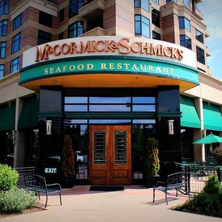 10 Restaurants Near Hilton Garden Inn Denver Tech Center Opentable 65 Restaurants Available Nearby