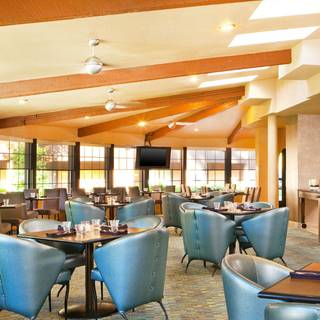 10 Restaurants Near Tucson International Airport Opentable R Grill At Four Points Tucson Airport