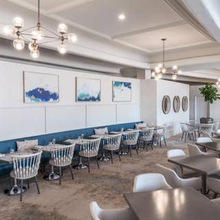 47 Restaurants Near The Fess Parker A Doubletree By Hilton Resort 47 Restaurants Available Nearby Rodney S Grill At Hilton Santa Barbara Beachfront Resort