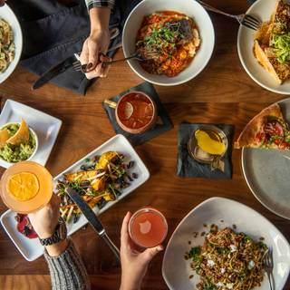 10 Restaurants Near Central Market Opentable 29 Restaurants Available Nearby
