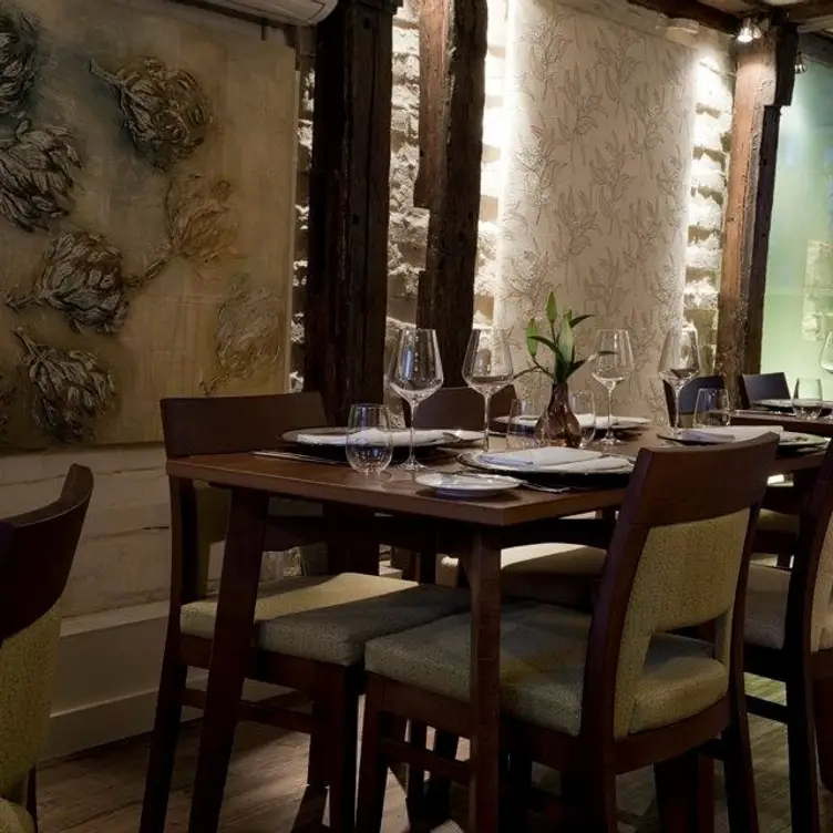 The Artichoke, Amersham, Buckinghamshire