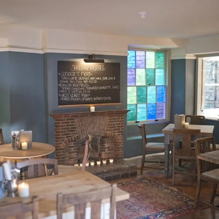 The White Hart in Somerton, Somerton, Somerset