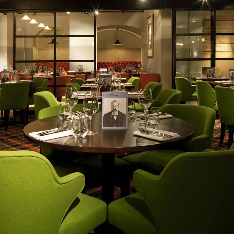 The Jones Family Project, London, 