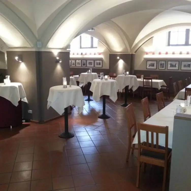 Ratskeller Wiesbaden, Wiesbaden, HE