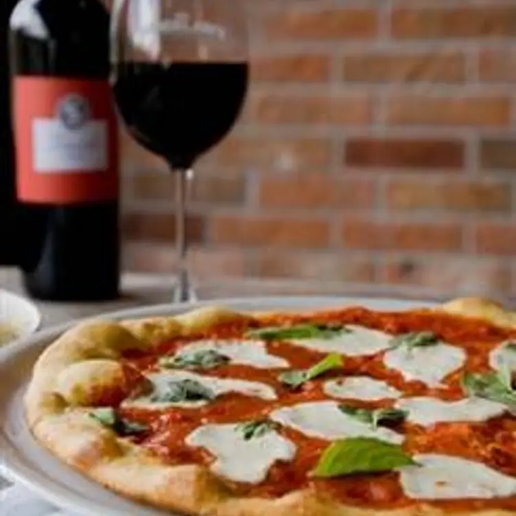 Candelaris Pizzeria - Washington Ave, Houston, TX