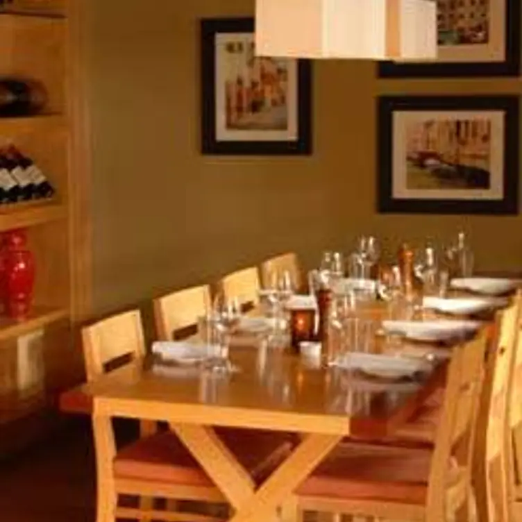 Bugatti's Ristorante, West Linn, OR
