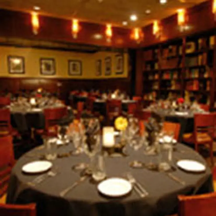 Sullivan's Steakhouse - Chicago - Permanently Closed, Chicago, IL