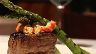 Una foto del restaurante 19 Steak and Seafood at Belterra Casino Resort