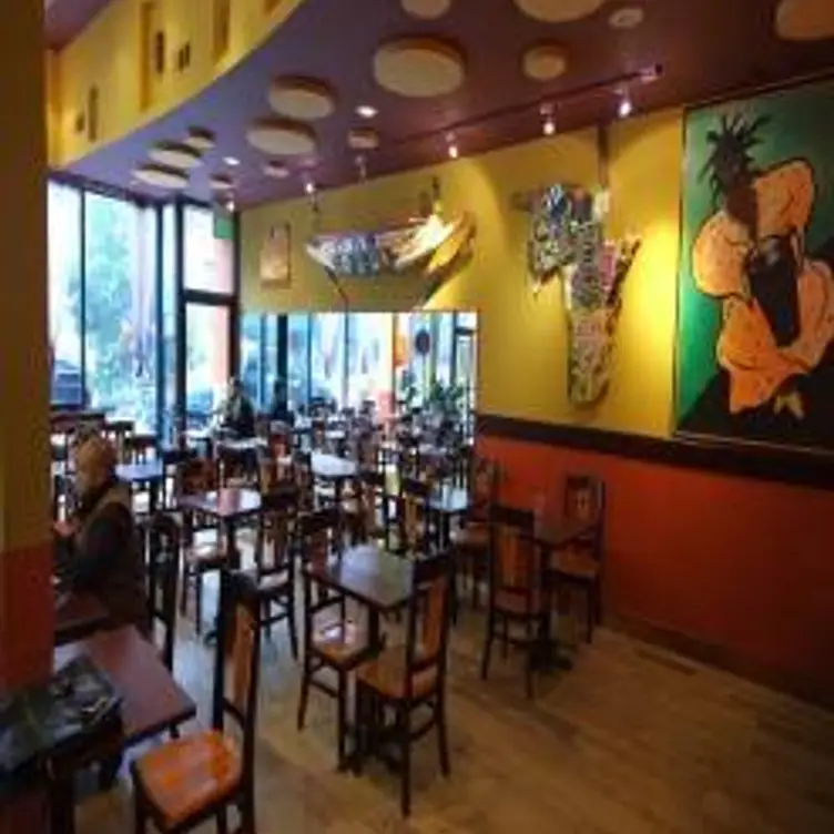 Bissap Baobab - Oakland - Permanently Closed, Oakland, CA