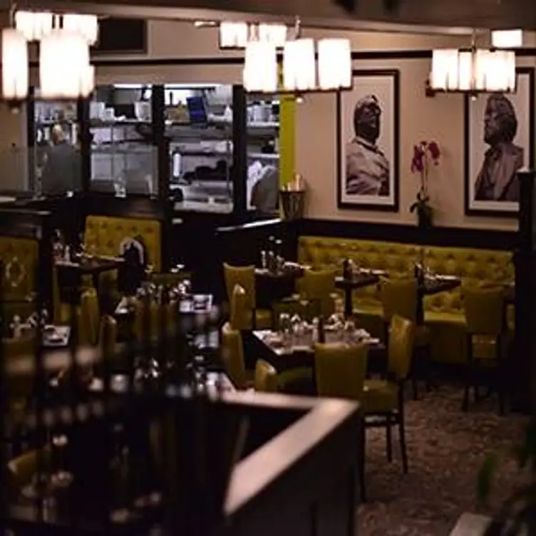Boss Shepherds - Permanently Closed, Washington, DC