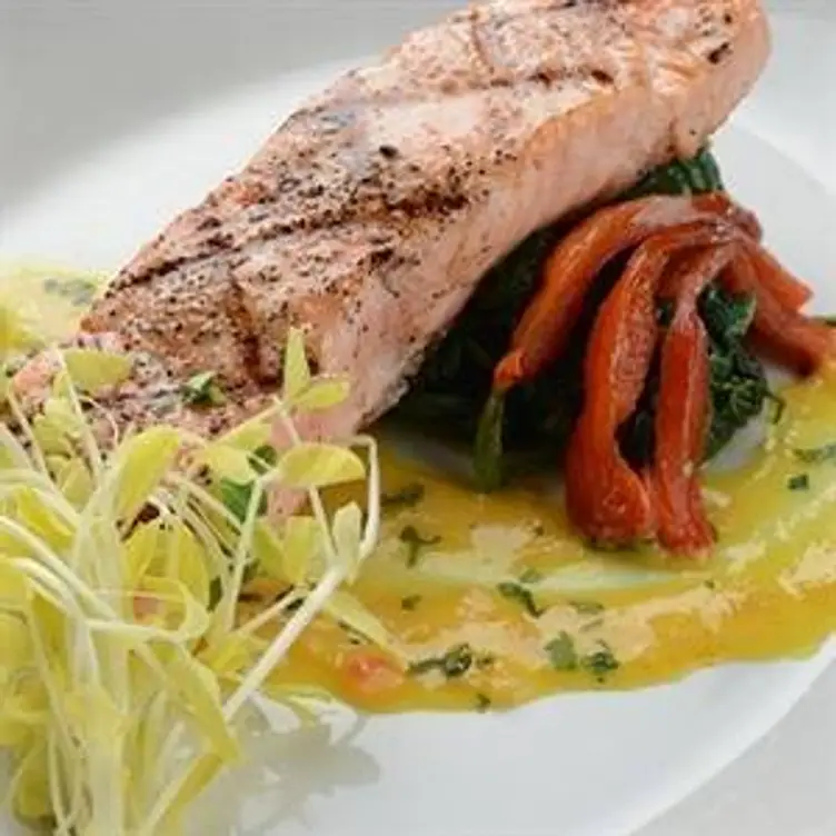 Hilton Garden Inn Bar and Grille, New York, NY