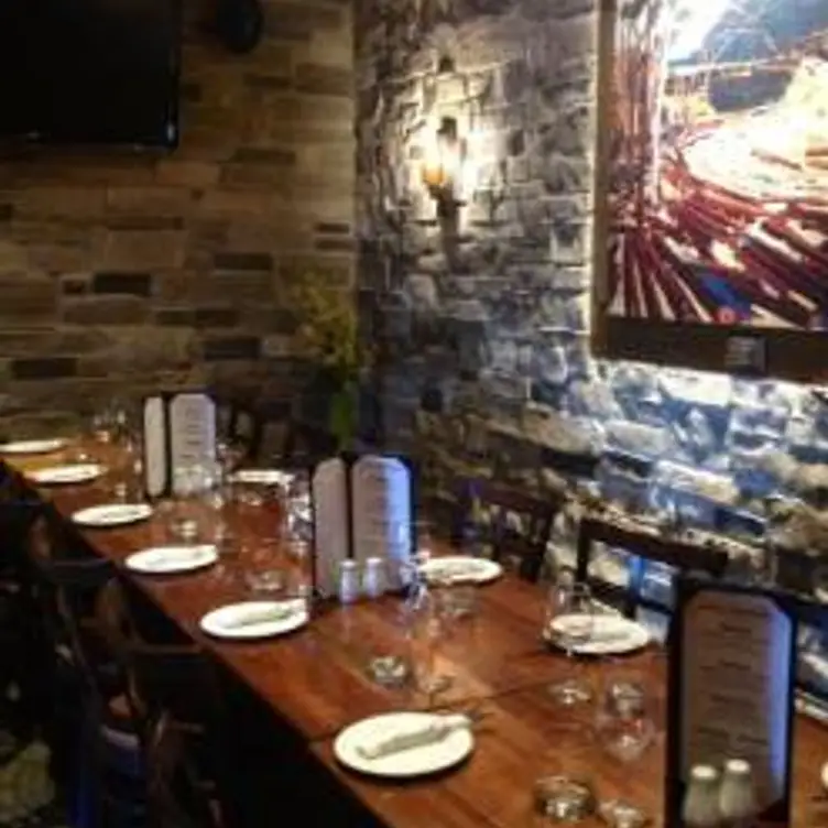 Borealis Grille & Bar - Guelph, Guelph, ON