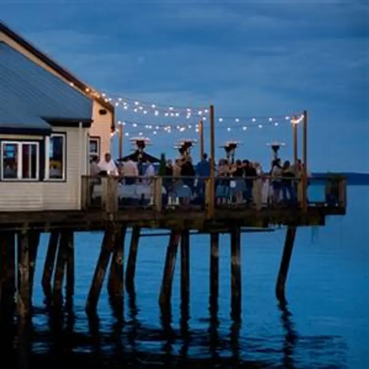 Duke's Seafood - Tacoma, Tacoma, WA