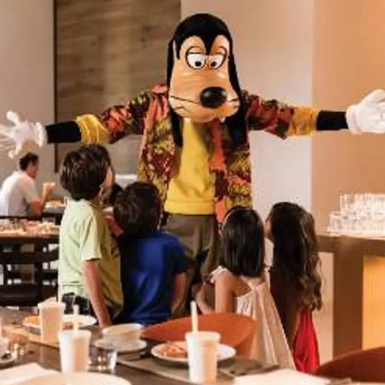 Good Morning Breakfast with Goofy and His Pals, Lake Buena Vista, FL