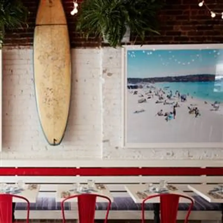 Pizza Beach - UES - Permanently Closed, New York, NY