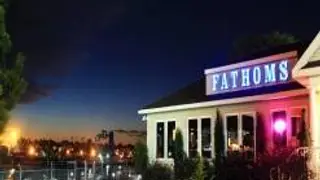 Una foto del restaurante Fathoms Bar & Grille, Inc.