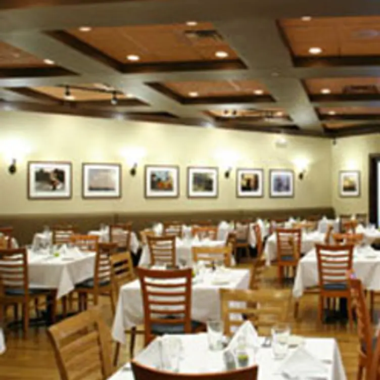 Francesca's Passaggio, Naperville, IL