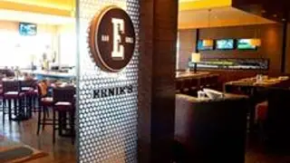 Una foto del restaurante Ernie’s Bar and Grill at PGA West