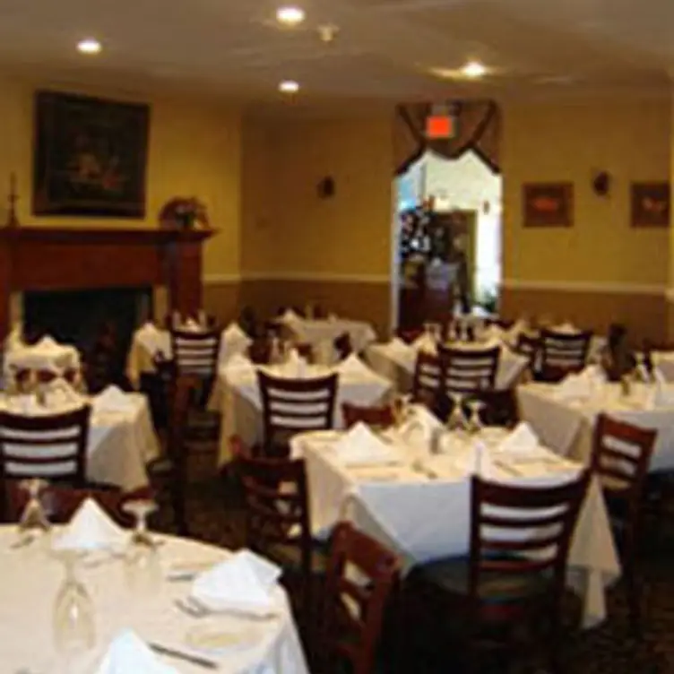 Piccola Bussola Ristorante - Mineola - Permanently Closed, Mineola, NY