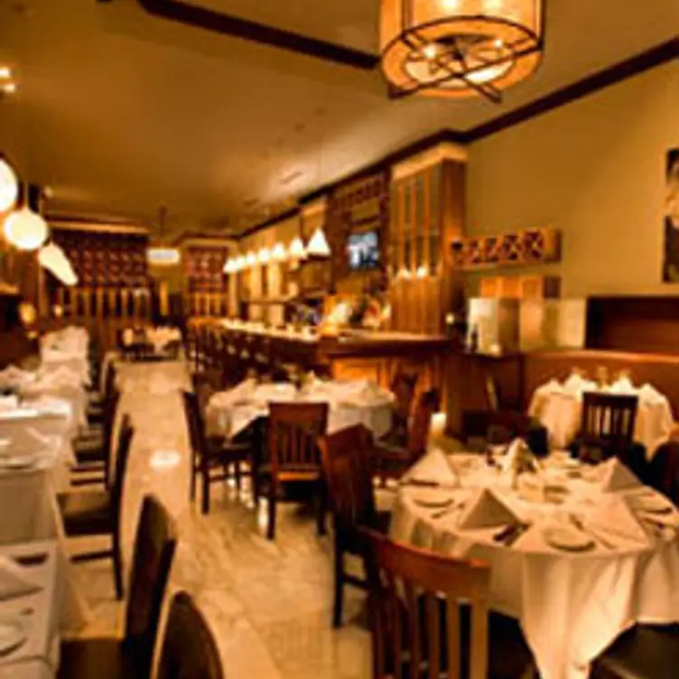 Baires Grill - Permanently Closed, Miami Beach, FL