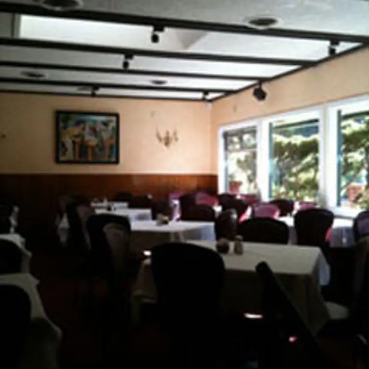 Chalet Basque, San Rafael, CA