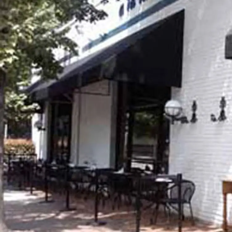A La Lucia, Alexandria, VA