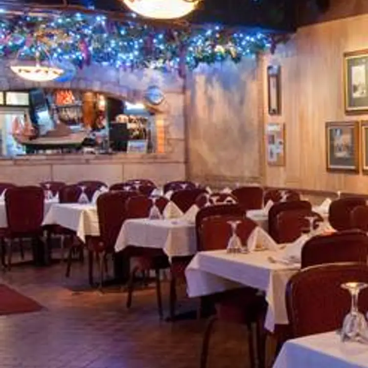 Carinis la conca d'oro, Milwaukee, WI