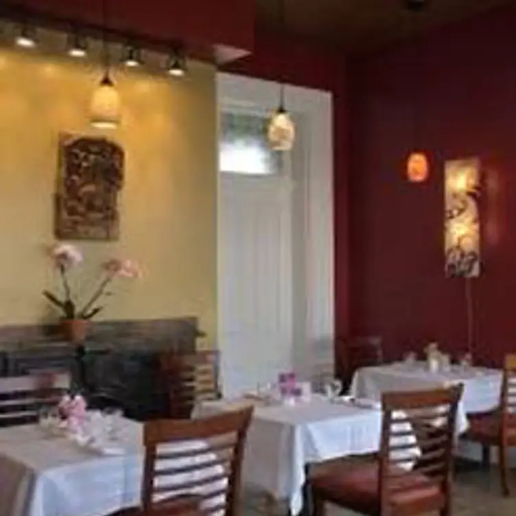 Banana Leaf Modern Thai, Mason, OH